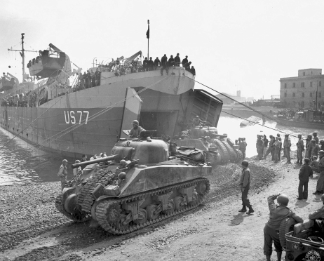 Shermans_disembarking_from_LST_at_Anzio.jpg